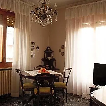 Casa Giuly * Парма
